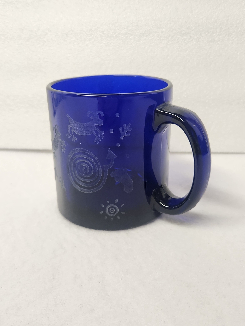 Libbey Vintage Cobalt Blue Etched Southwest Mug Lizard Sun Desert MCM Glass 12oz
